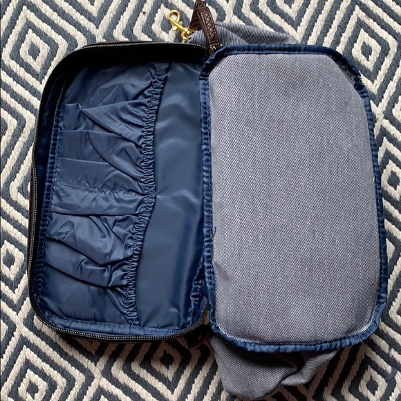 Brand new Tommy Bahama DOB kit - Picture 3 of 3